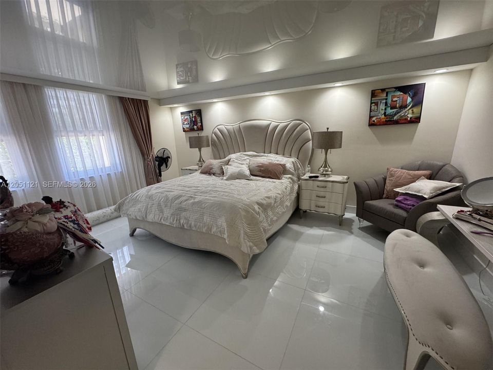En Venta: $625,000 (2 camas, 2 baños, 1527 Pies cuadrados)