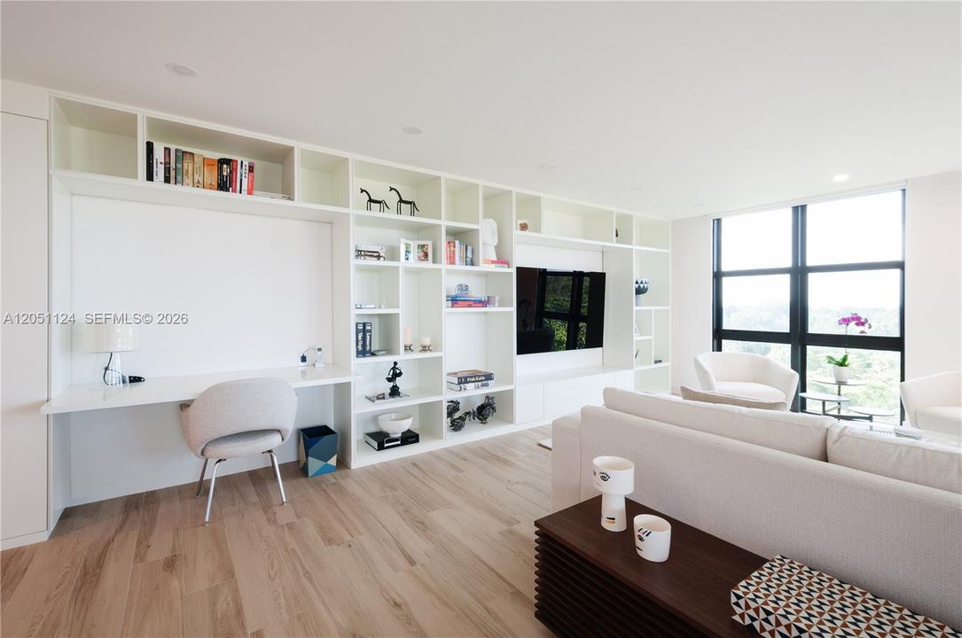 В аренду: $9,500 (2 спален, 2 ванн, 1782 Квадратных фут)