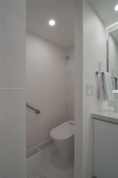 В аренду: $9,500 (2 спален, 2 ванн, 1782 Квадратных фут)