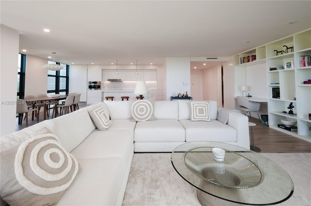 В аренду: $9,500 (2 спален, 2 ванн, 1782 Квадратных фут)