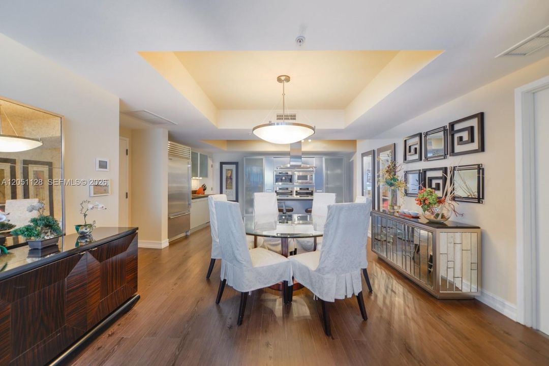 For Sale: $1,639,000 (2 beds, 2 baths, 1643 Square Feet)