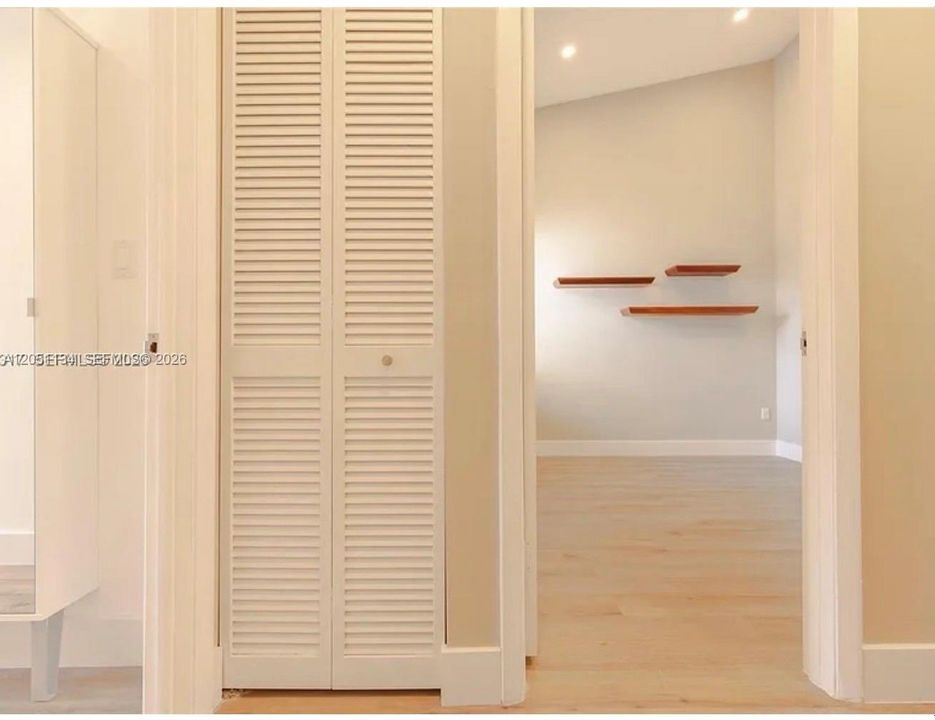 For Rent: $4,800 (3 beds, 2 baths, 1707 Square Feet)