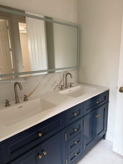 For Sale: $560,000 (4 beds, 2 baths, 2201 Square Feet)