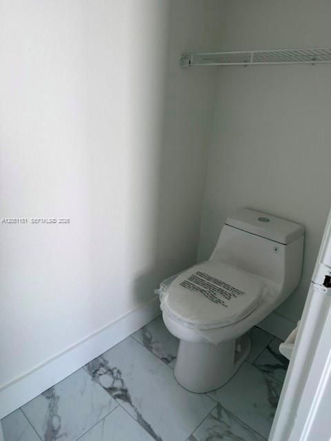 For Sale: $560,000 (4 beds, 2 baths, 2201 Square Feet)