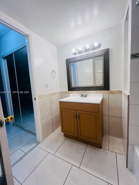 В аренду: $1,650 (1 спален, 1 ванн, 750 Квадратных фут)