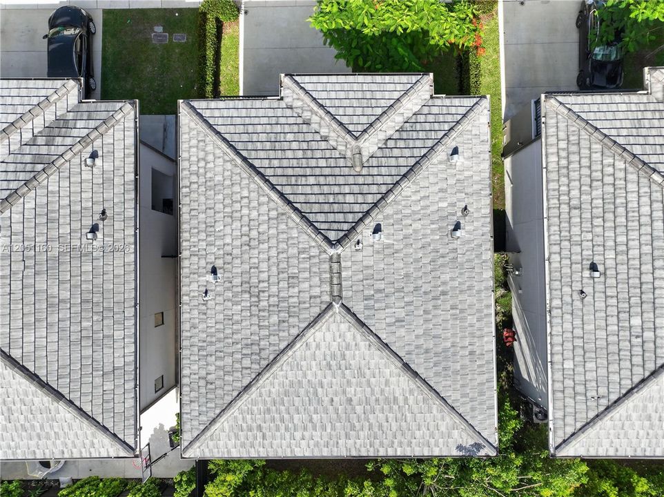 На продажу: $477,000 (5 спален, 4 ванн, 1902 Квадратных фут)