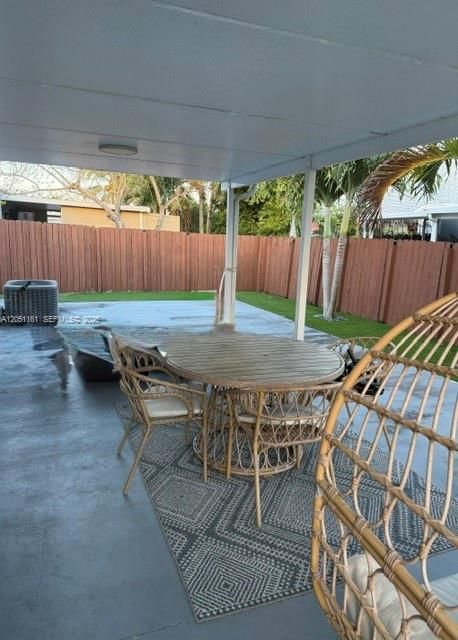 En Venta: $514,900 (3 camas, 2 baños, 1255 Pies cuadrados)