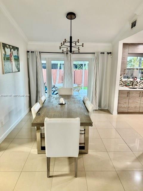 En Venta: $514,900 (3 camas, 2 baños, 1255 Pies cuadrados)