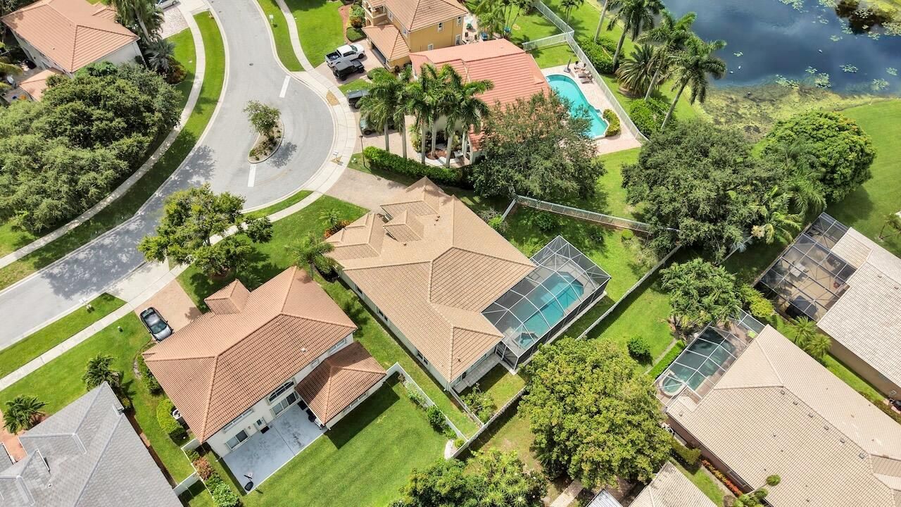 5886 Bay Hill Cir - 72