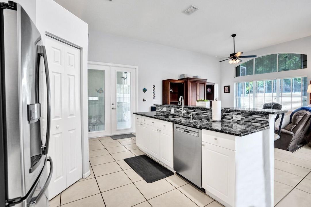 5886 Bay Hill Cir - 37