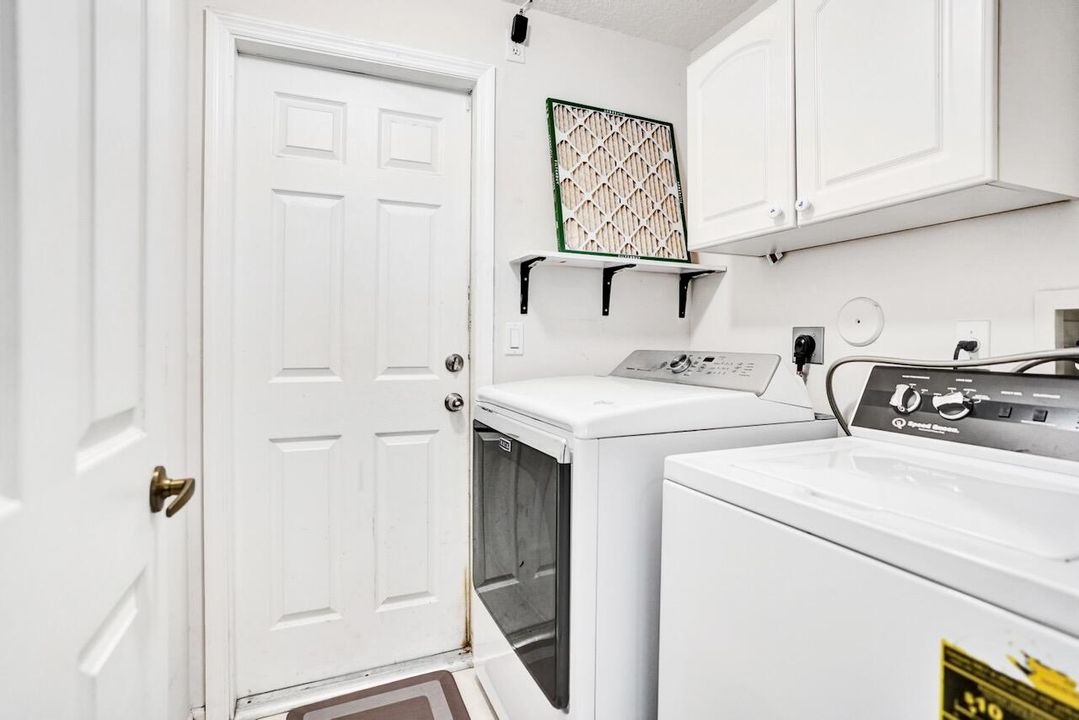 5886 Bay Hill Cir - 28