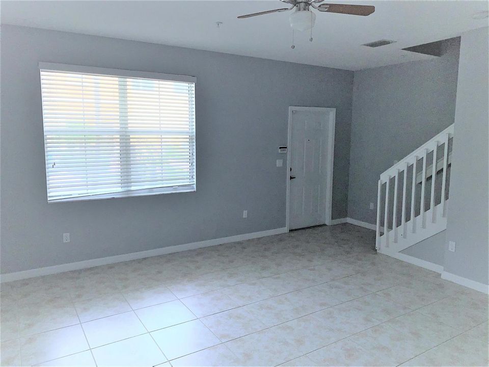 Den front entry