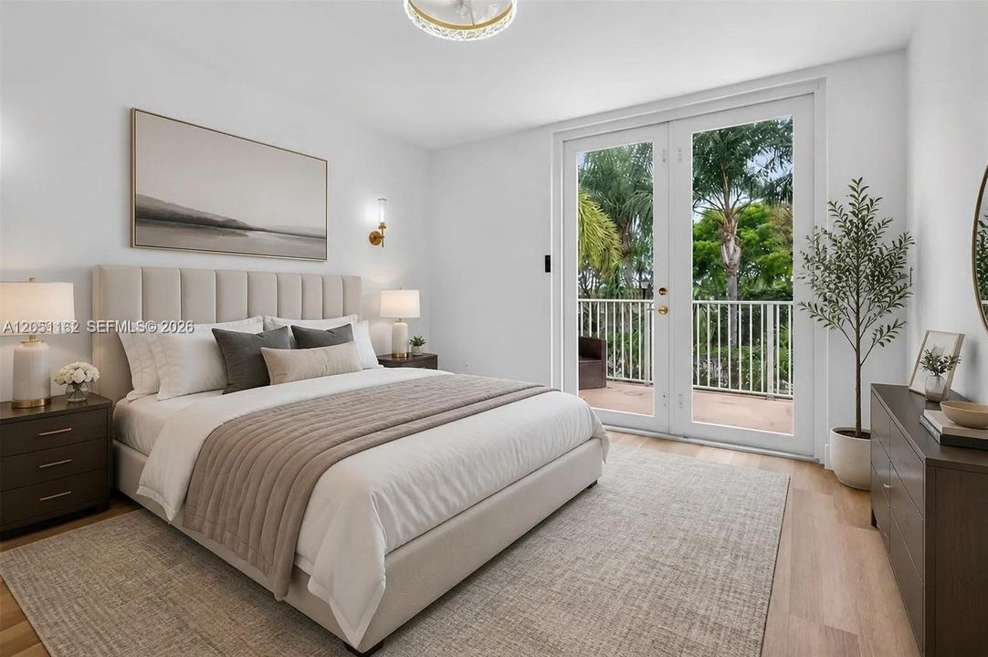 For Sale: $999,999 (5 beds, 2 baths, 3184 Square Feet)