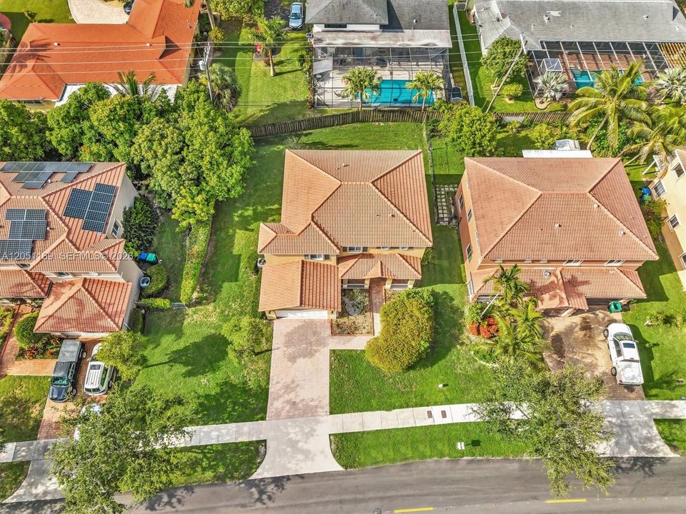 На продажу: $699,000 (4 спален, 2 ванн, 2759 Квадратных фут)
