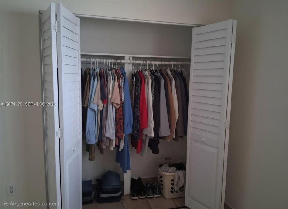For Rent: $2,200 (2 beds, 1 baths, 780 Square Feet)