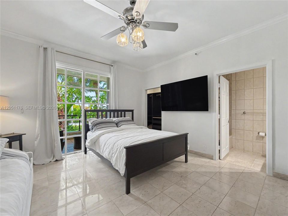 For Sale: $4,850,000 (3 beds, 3 baths, 2744 Square Feet)