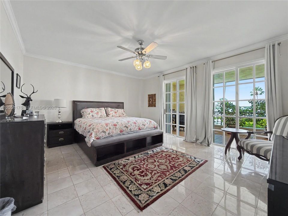 For Sale: $4,850,000 (3 beds, 3 baths, 2744 Square Feet)