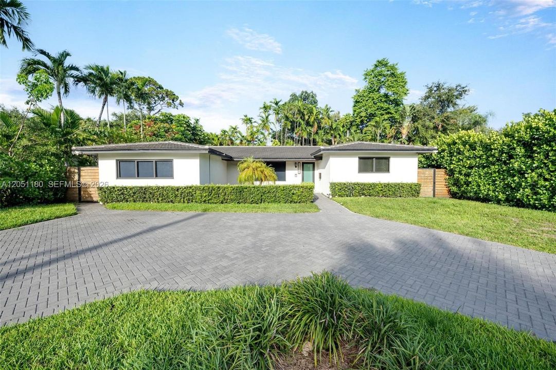 For Sale: $1,525,000 (3 beds, 3 baths, 2653 Square Feet)
