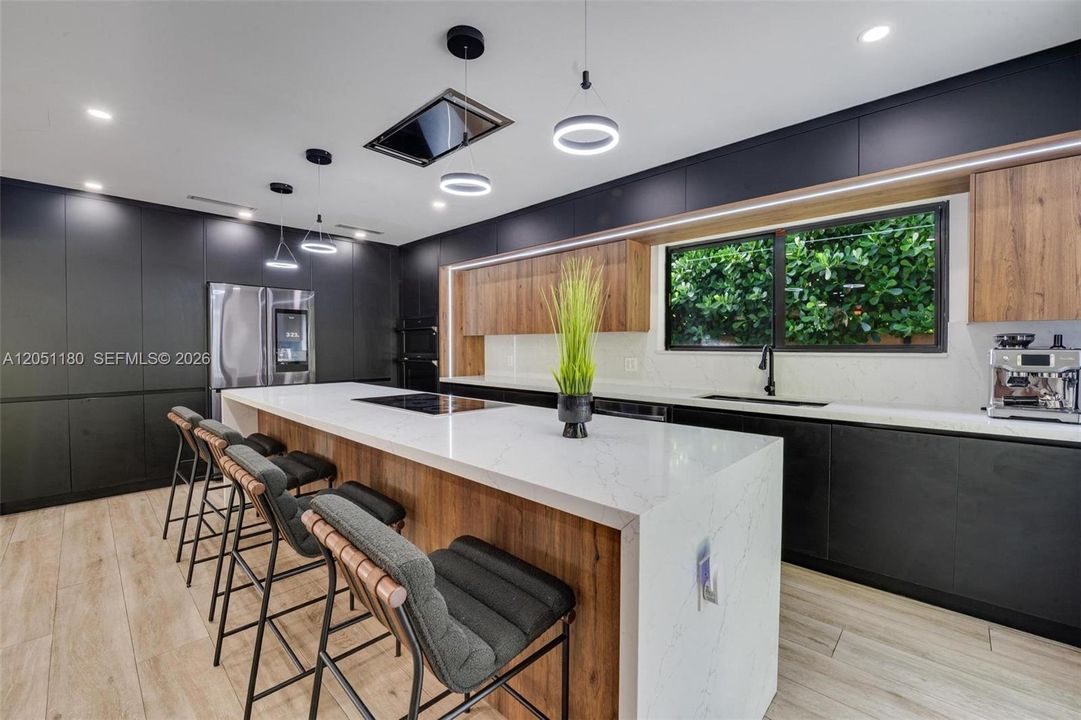 For Sale: $1,525,000 (3 beds, 3 baths, 2653 Square Feet)