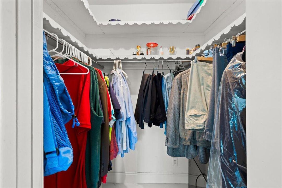 Walk In Closet
