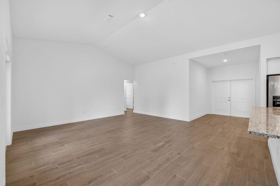 12-web-or-mls-3A5A1140