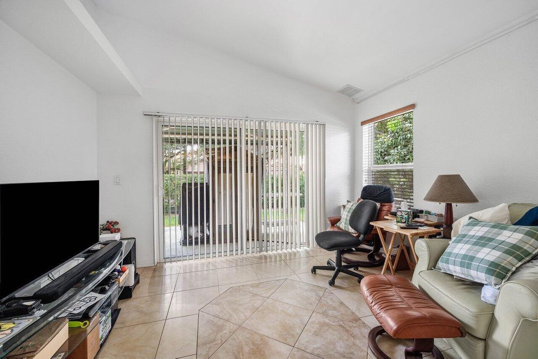 016-5563Northwest41stAvenue-CoconutCreek
