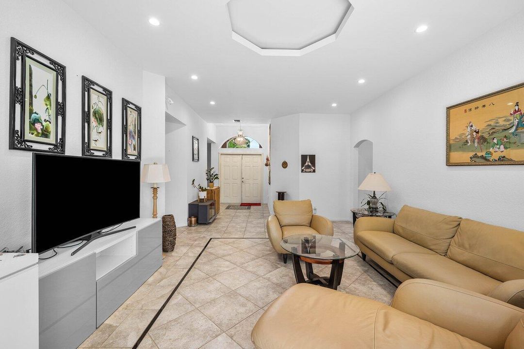 008-5563Northwest41stAvenue-CoconutCreek