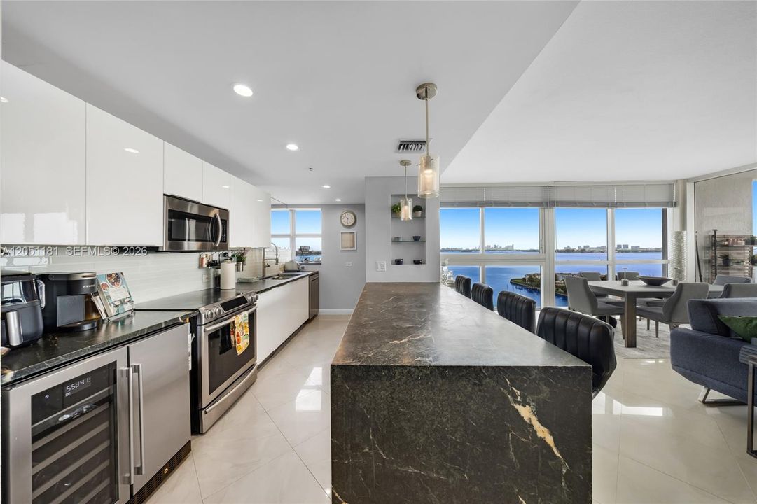 For Sale: $838,000 (3 beds, 2 baths, 1771 Square Feet)