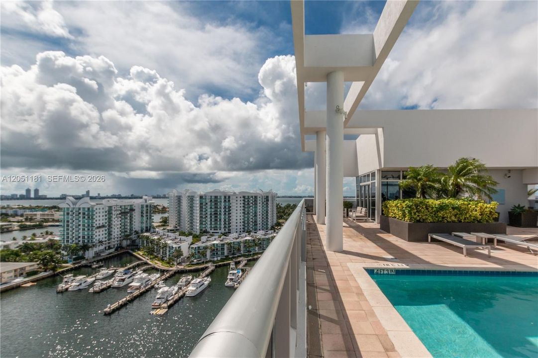 For Sale: $838,000 (3 beds, 2 baths, 1771 Square Feet)