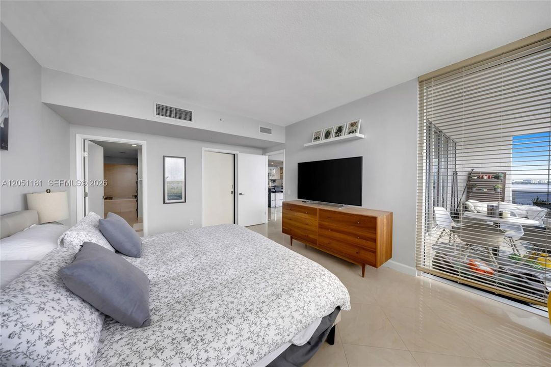For Sale: $838,000 (3 beds, 2 baths, 1771 Square Feet)