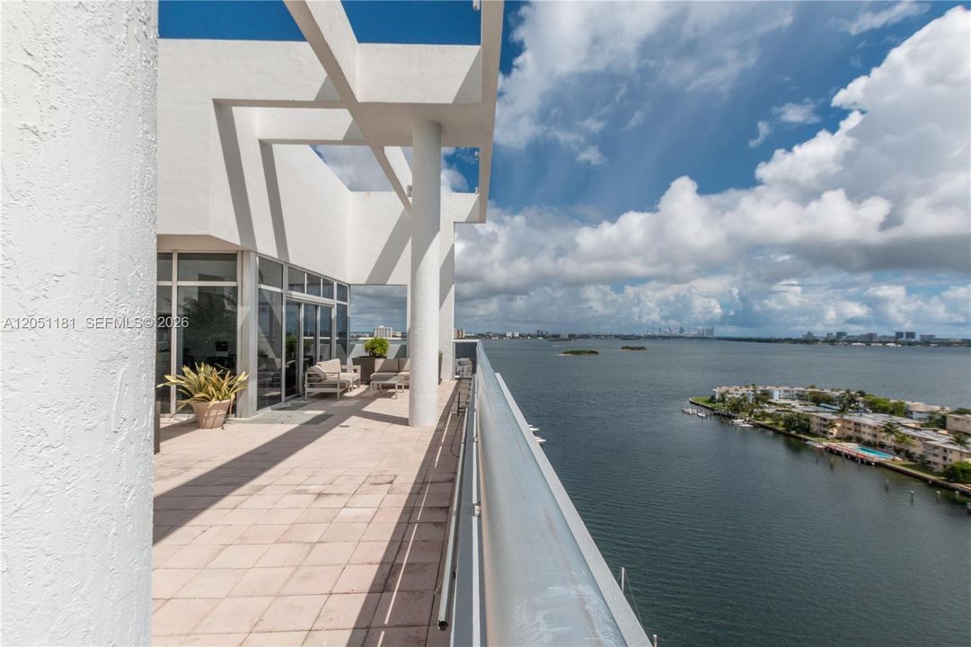 For Sale: $838,000 (3 beds, 2 baths, 1771 Square Feet)