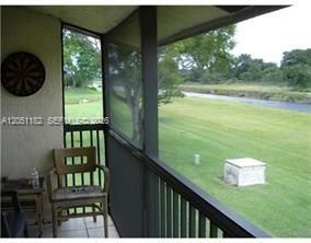 For Rent: $2,400 (2 beds, 2 baths, 1019 Square Feet)