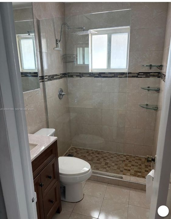 В аренду: $2,650 (2 спален, 1 ванн, 810 Квадратных фут)