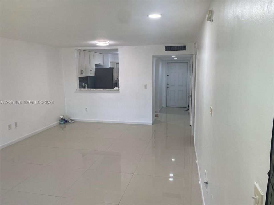En Renta: $1,550 (1 camas, 1 baños, 954 Pies cuadrados)