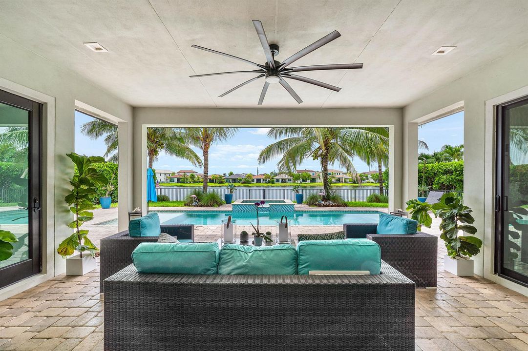 038-9316GrandPrixLane-BoyntonBeach-FL-33