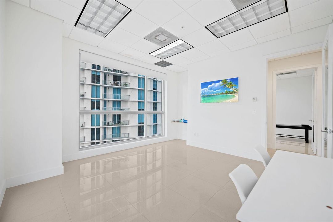 23-web-or-mls-175-sw-7th-st-1600