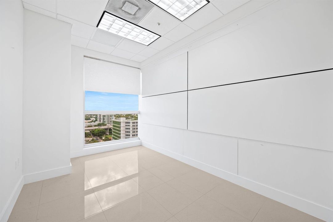 10-web-or-mls-175-sw-7th-st-1600
