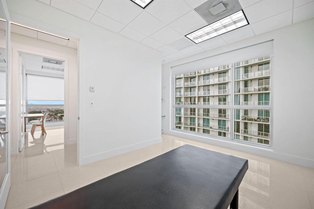 19-web-or-mls-175-sw-7th-st-1600