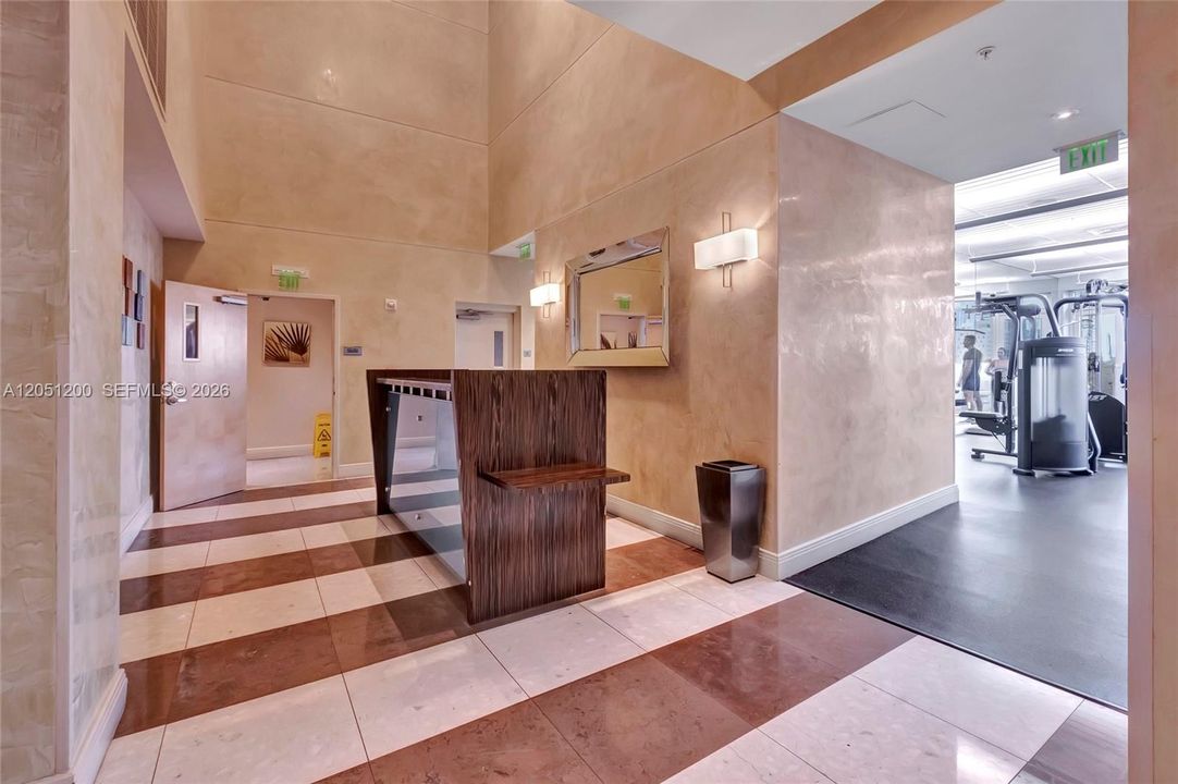 For Rent: $3,550 (2 beds, 2 baths, 1290 Square Feet)