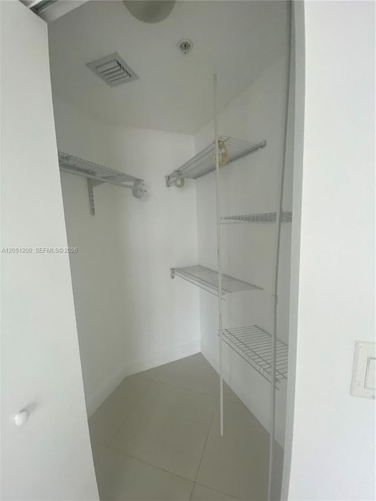For Rent: $3,550 (2 beds, 2 baths, 1290 Square Feet)