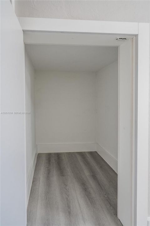 For Rent: $2,400 (1 beds, 1 baths, 0 Square Feet)