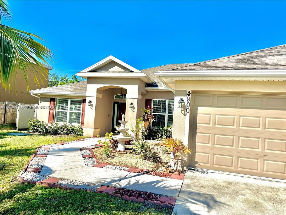 For Sale: $492,999 (4 beds, 4 baths, 2268 Square Feet)