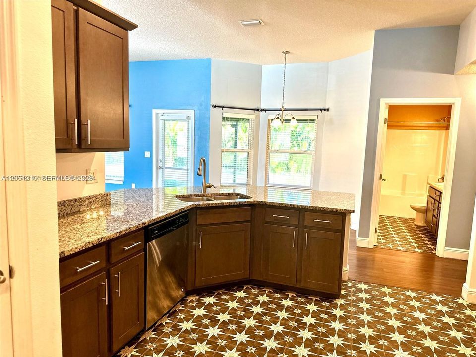 For Sale: $492,999 (4 beds, 4 baths, 2268 Square Feet)