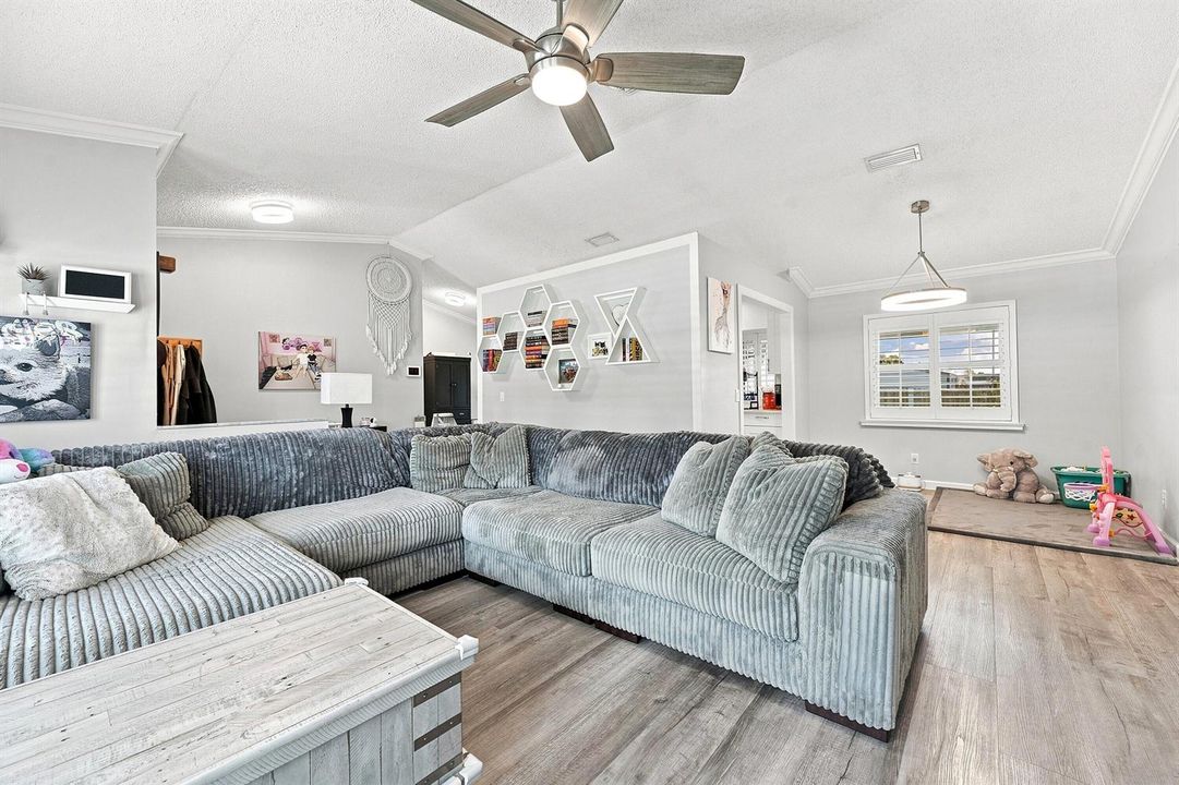 08_living room