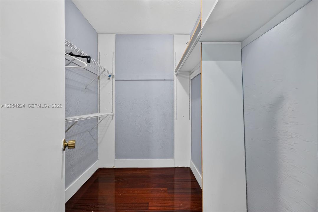 En Renta: $2,195 (2 camas, 2 baños, 777 Pies cuadrados)
