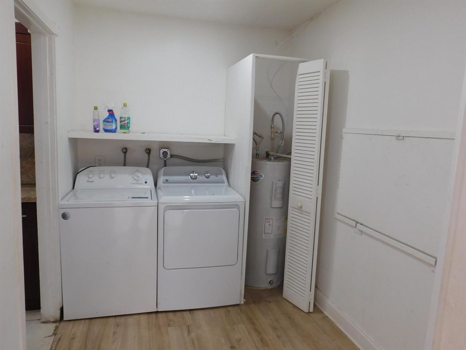 2251 NW 29TH TERR - UTILITY