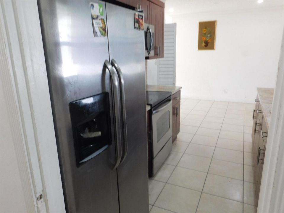 2251 NW 29TH TERR - KITCHEN4