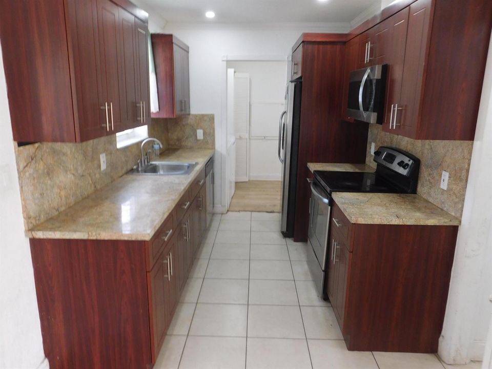 2251 NW 29TH TERR - KITCHEN1