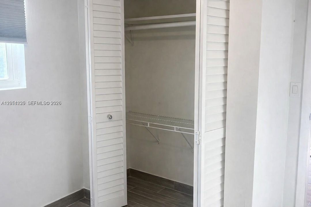 В аренду: $1,875 (2 спален, 1 ванн, 1534 Квадратных фут)
