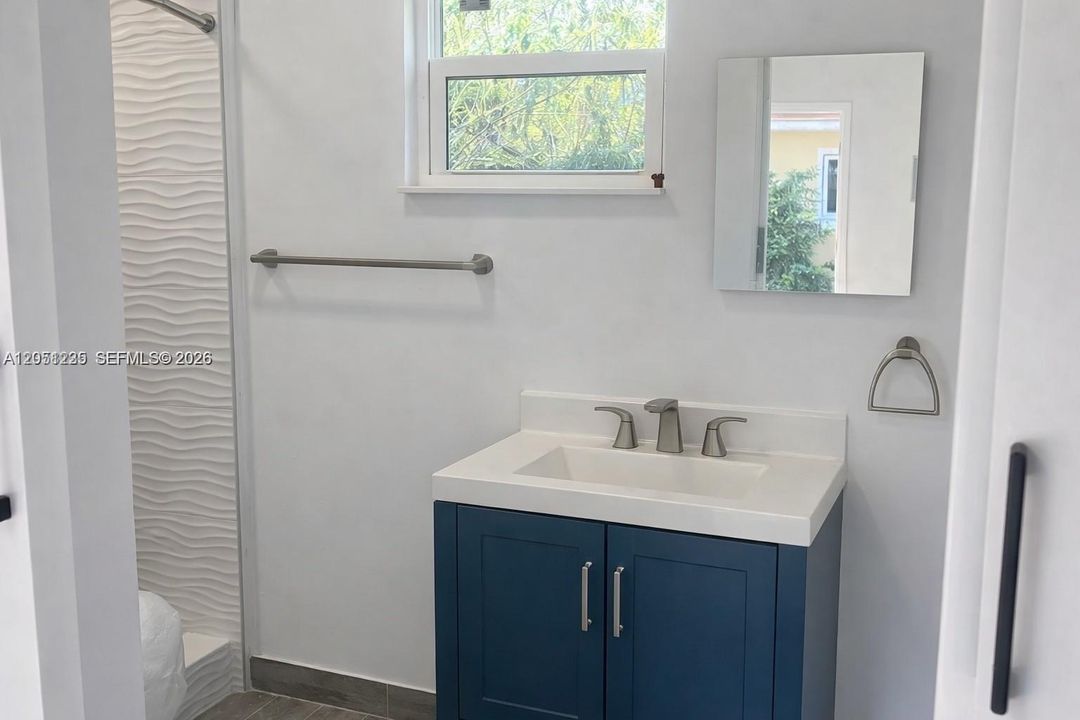 В аренду: $1,875 (2 спален, 1 ванн, 1534 Квадратных фут)
